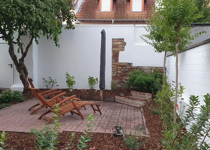 Charming Oldtown Worms